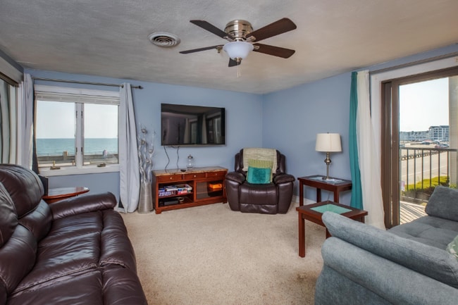 463 Ocean Blvd