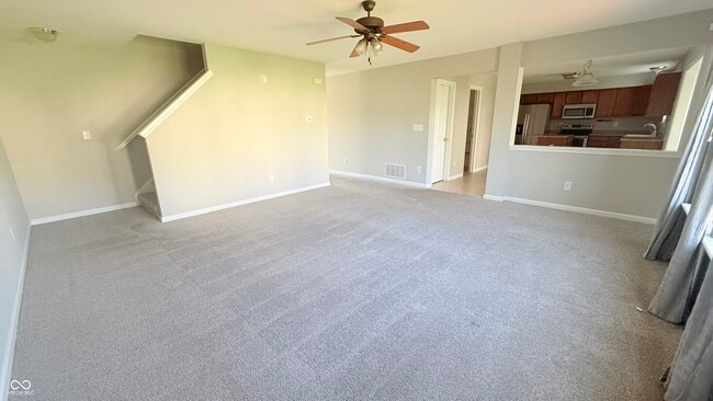 Photo - 6683 Amherst Way