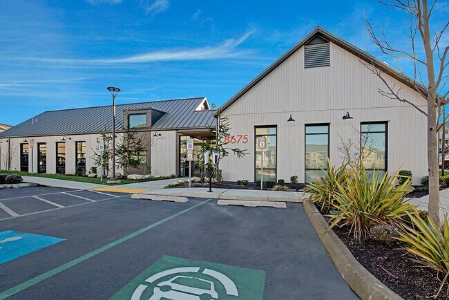 Martingale Apartments