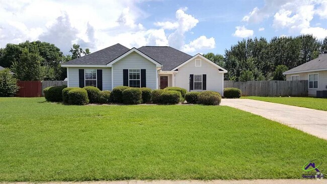 Building Photo - 412 Wrasling Way Rental