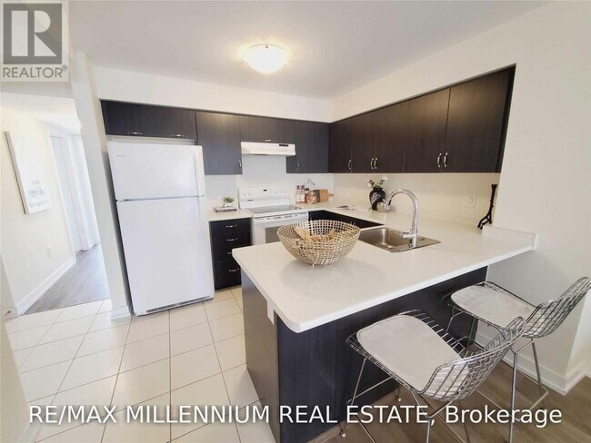 Photo - 60 Parrotta Dr