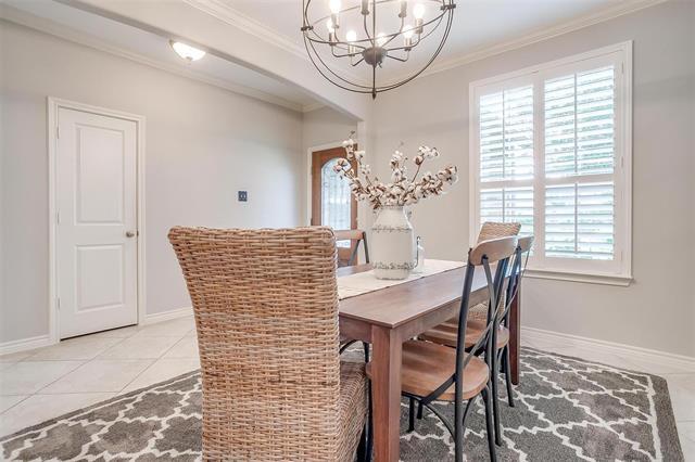 Photo - 13704 Southern Oaks Dr