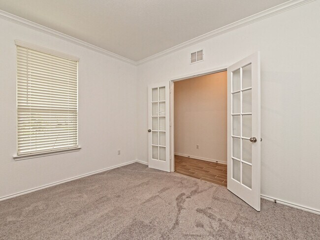 Photo - 1625 Holly Lk Dr