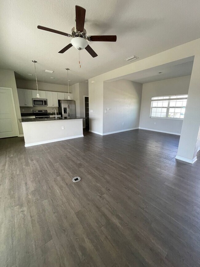 Photo - 1700 NW 6th St