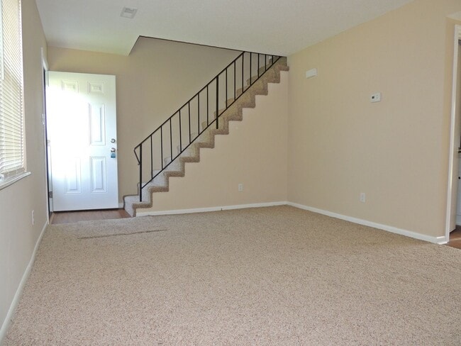 Photo - Convenient location , 2 bedroom 1.5 bath 9...