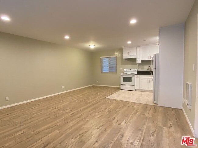 Photo - 3224 Chapman St Unidad 7