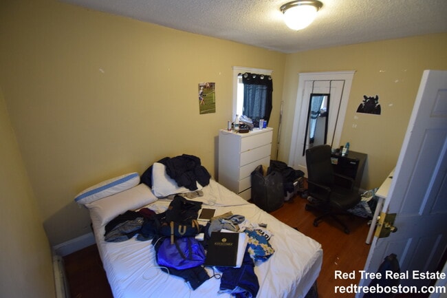 Photo - 31 Wade St Unidad LEFT