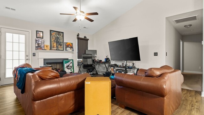 Photo - Pet-Friendly 3BR/2BA Home in Turkey Ridge | Richlands, NC