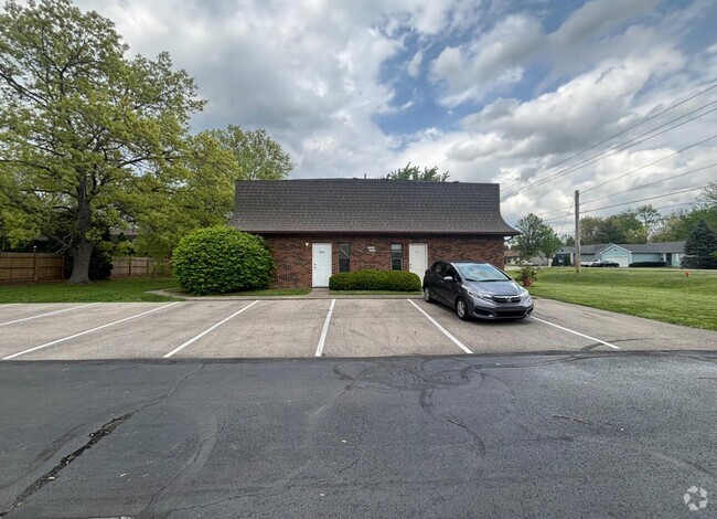 Building Photo - 3415 Hines Rd Rental