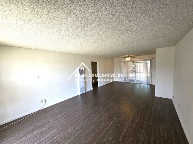 Photo - A Charming 3bd/1ba Fruitridge Manor Area Home with Garage
