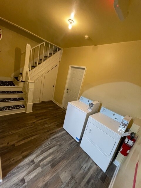 Laundry Area - 3728 N 16th St