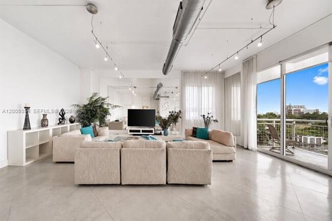 Photo - 2001 Biscayne Blvd Unit 2001 Biscayne Blvd # 2520