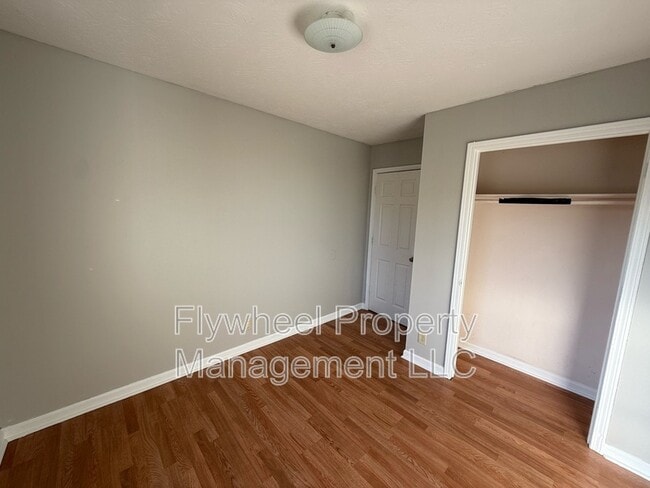 Photo - 132 N Poole St