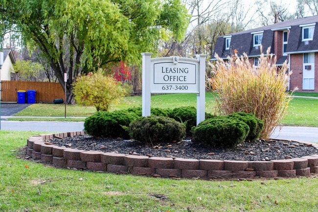 Willowbrooke Apartments & Townhomes