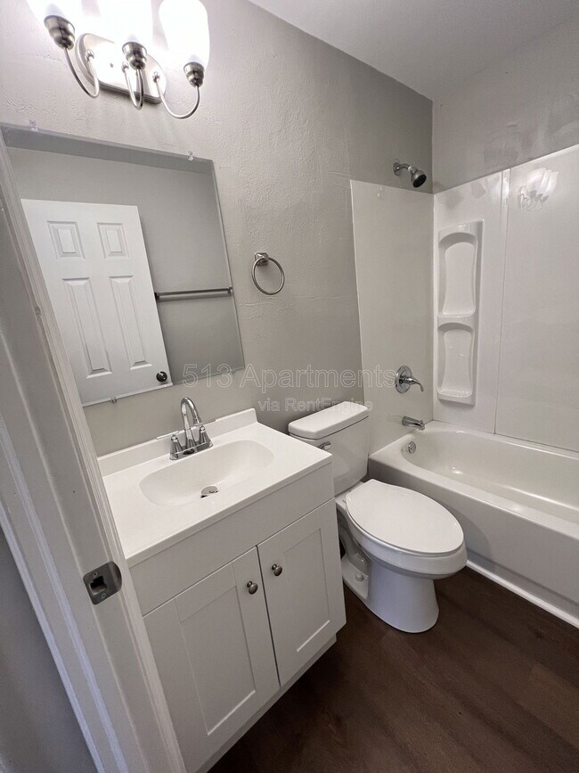 Photo - 524 Rockdale Ave Unit 2