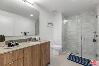 Photo - 3800 Mentone Ave