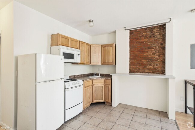 Building Photo - 3 br, 1 bath Triplex - 1616 WILLINGTON ST ... Unit A Rental