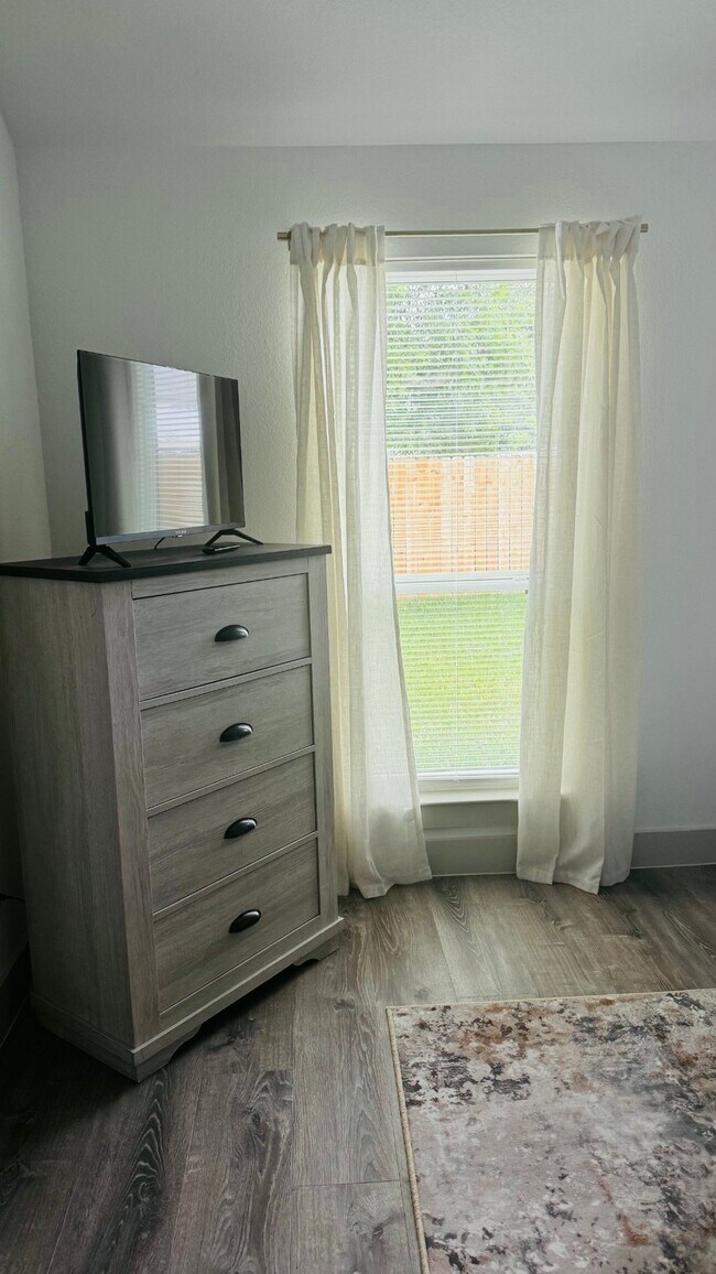 Photo - 9001 Nyssa St