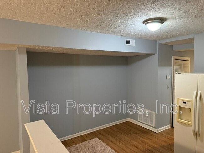 Photo - 1612 W Market St