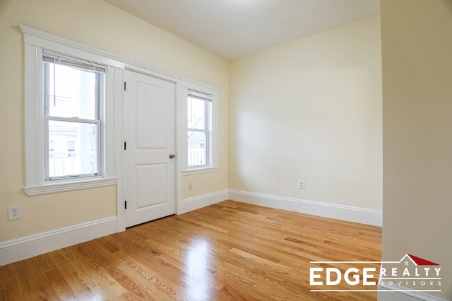 Photo - 36 Brackett St Unit 2