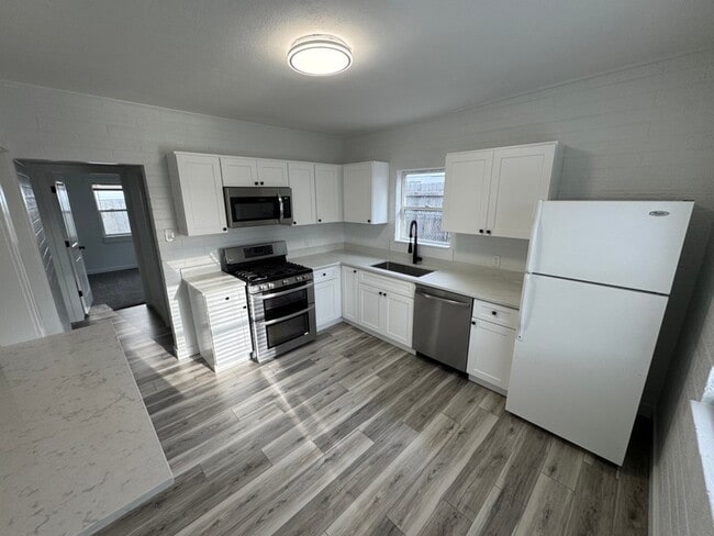 1805 Lincoln Ln Unit A