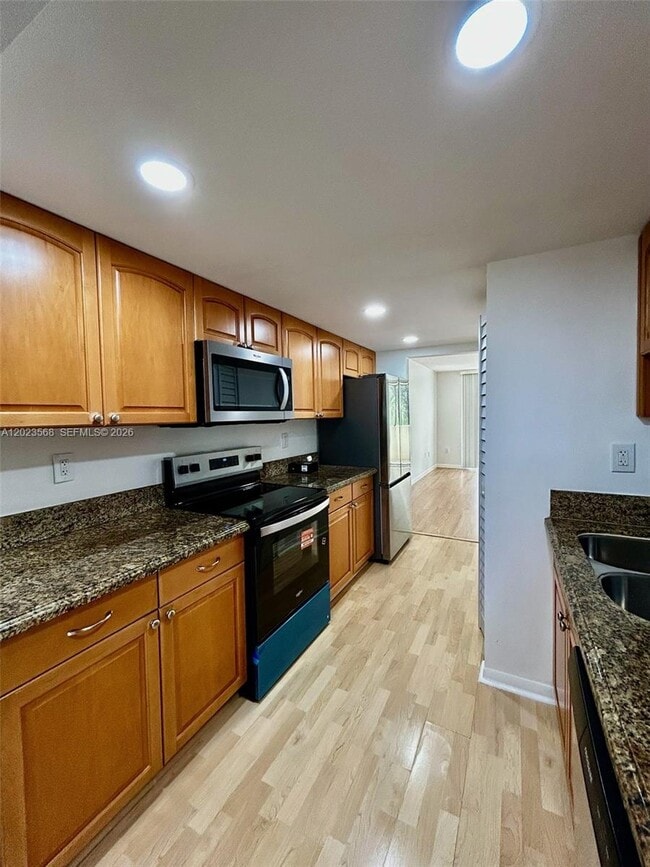 Photo - 7451 NW 16th St Unit 304