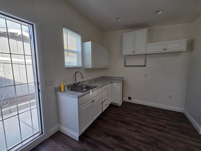 Photo - 523 N Tremont St Unit Studio