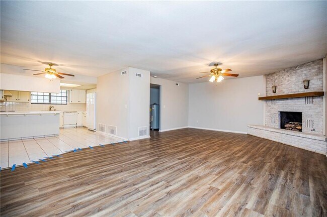 Photo - 2604 W Dogwood St