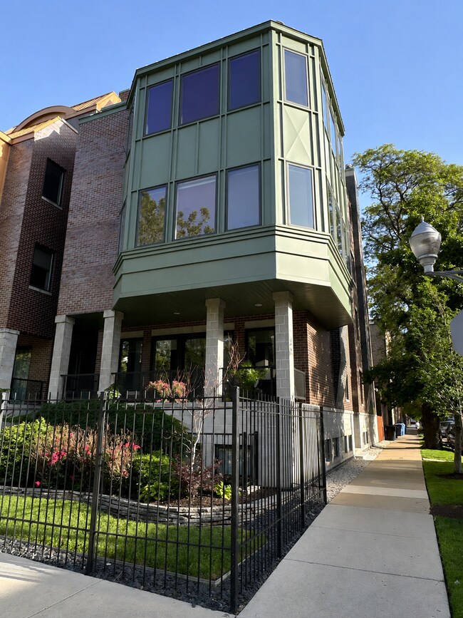 Photo - 1500 W Huron St