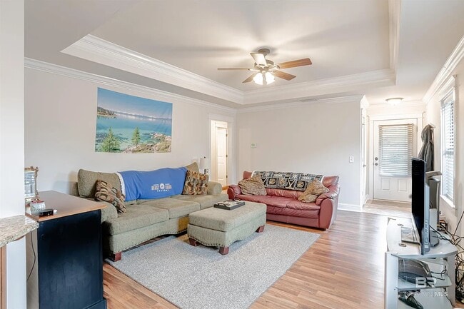 Photo - 10 Breydon Ct