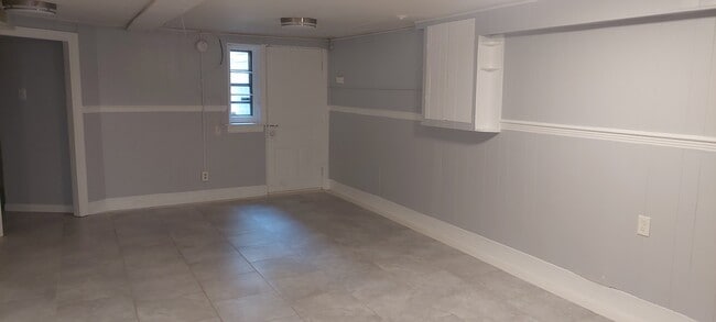 Photo - 538 Shepherd St NW