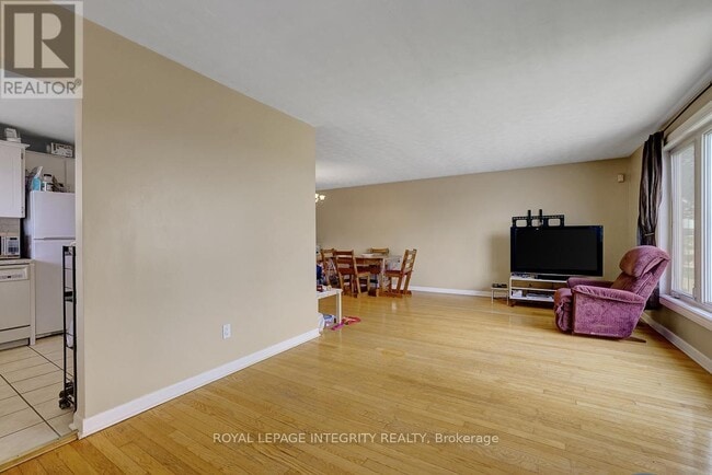 Photo - 892 Baseline Rd Unit A