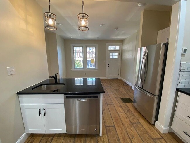 Photo - Stylish 3-Bedroom 2.5 Bath Available in Lancaster City
