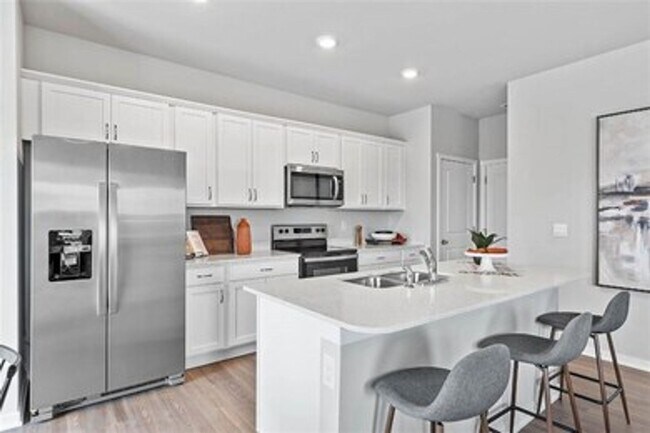 1047 Maywood Ln Unit 1