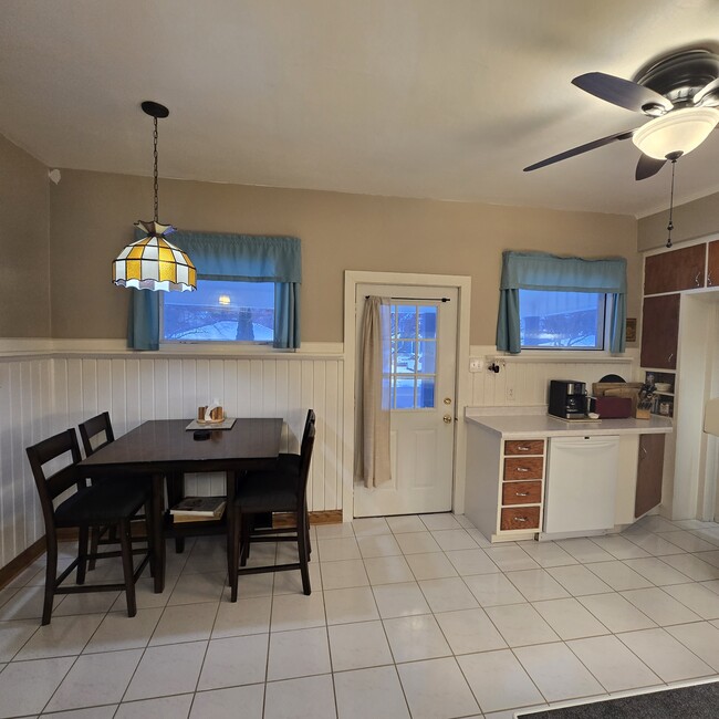 Photo - 2403 Erie Ave