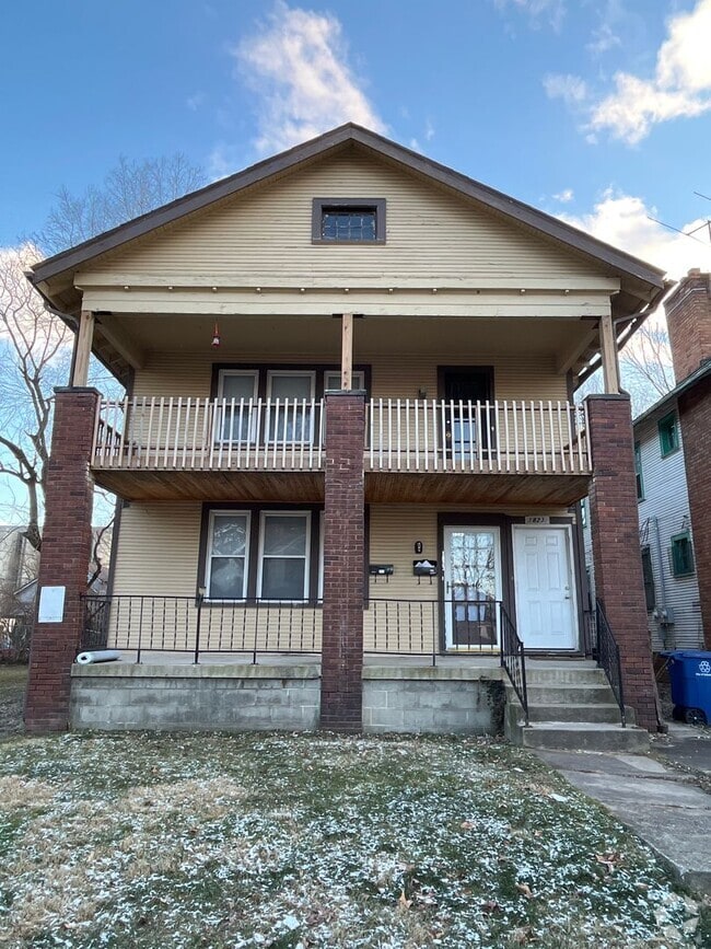 Building Photo - 1823 E Rich St Unit 1823 1/2 Rental