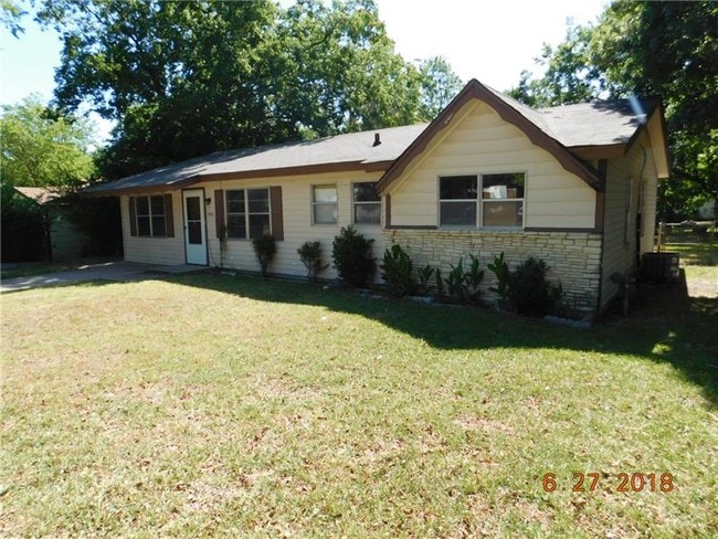 Photo - 1005 S 19th