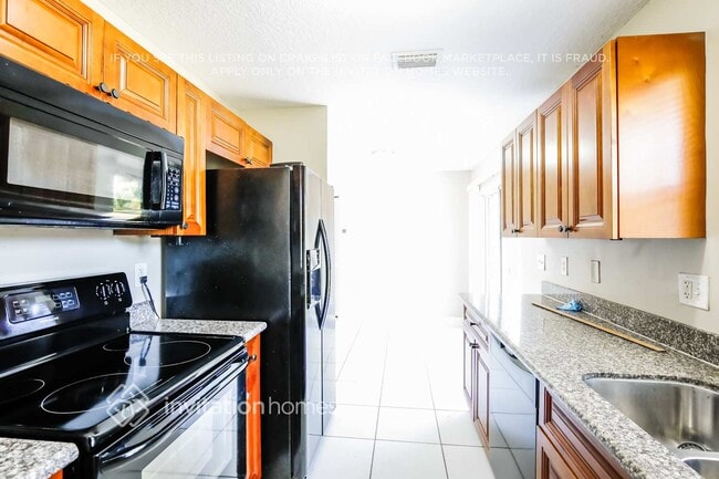 Photo - 1672 W Breezy Ln