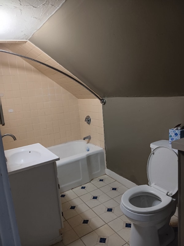 37 Sumner Ave Unit 2