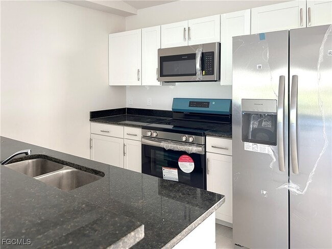 Photo - 530 SE 6th St