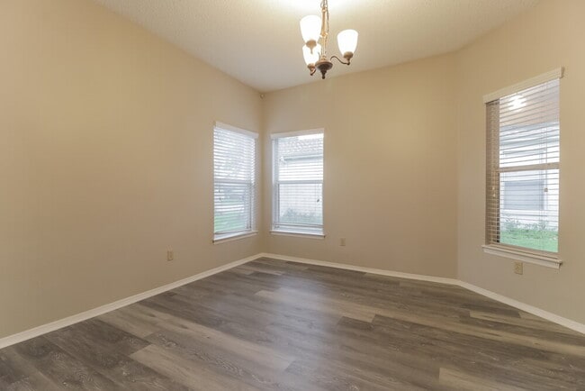 Photo - 336 Cello Cir