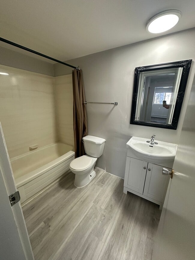 Photo - 4507-244 44 Ave Unit 203