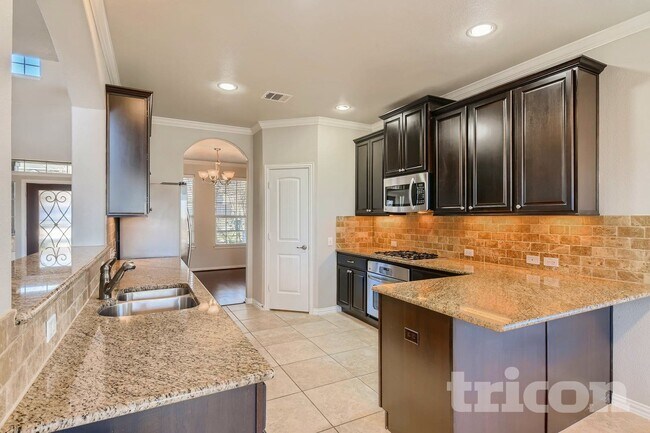 Photo - 1913 Colony Glen Ln