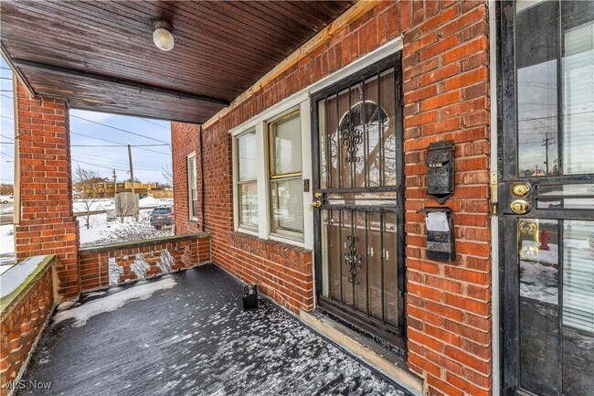 Photo - 54 W Grace St Unit 2/UP