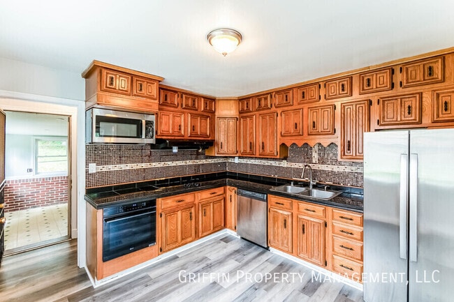Photo - 3505 Everest Dr