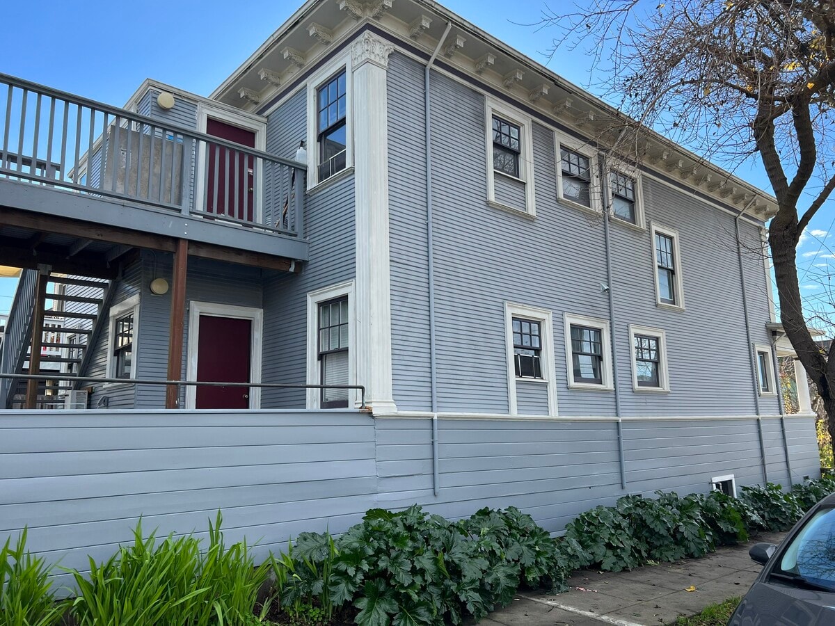 Photo - 2401 McKinley Ave House