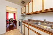 2BR, 1BA-900SF Kitchen