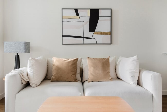 Photo - 2333 Calle Del Mundo Unit FL3-ID2135