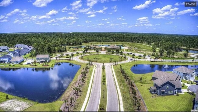 Photo - 527 Redleaf Rose Dr