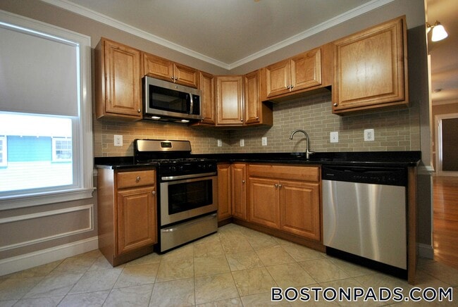 Photo - 62 Union St Unit 3